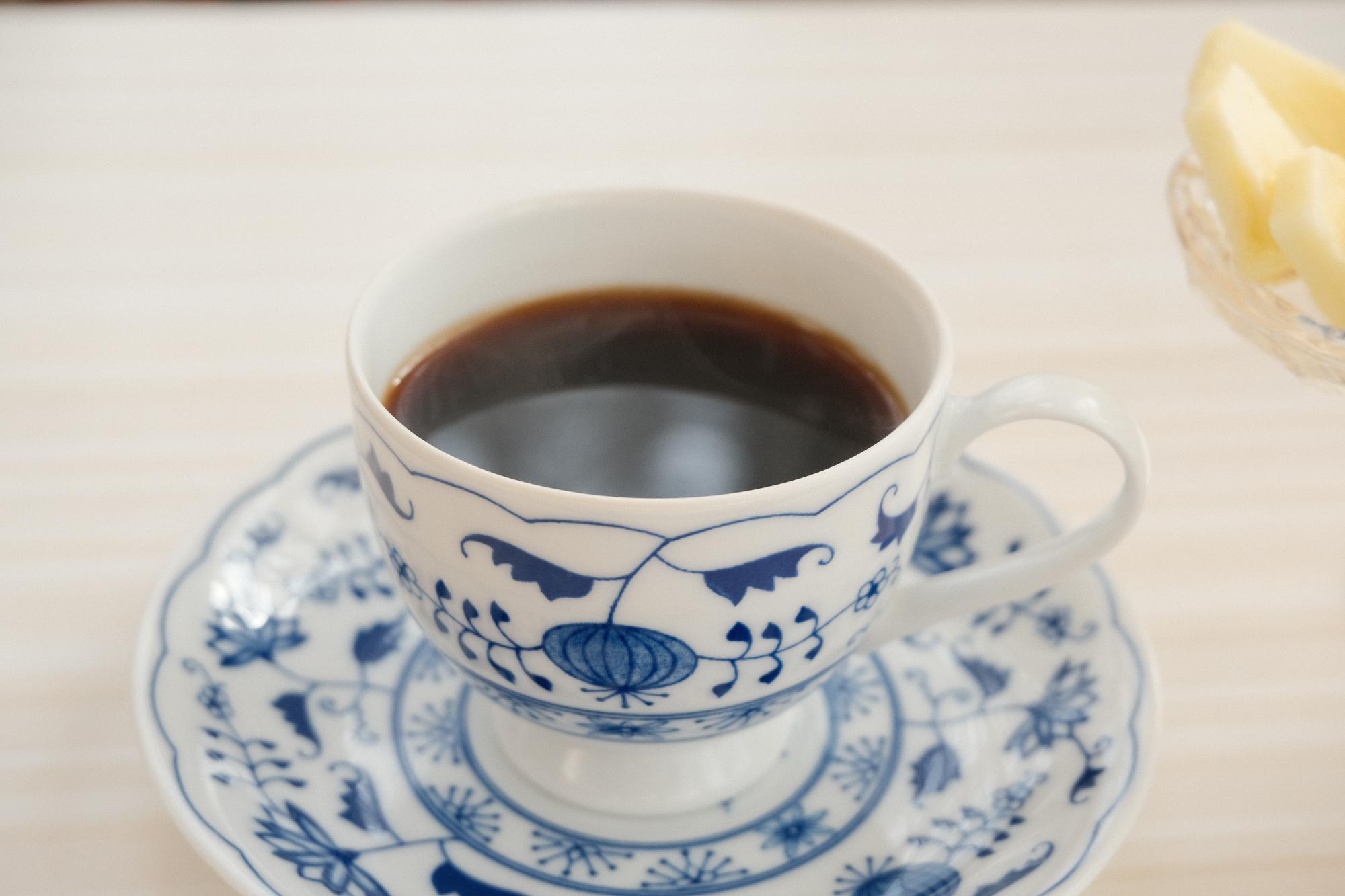 「コーヒー」400円(税込)＊定食・軽食・デザートとセットで150円オフ