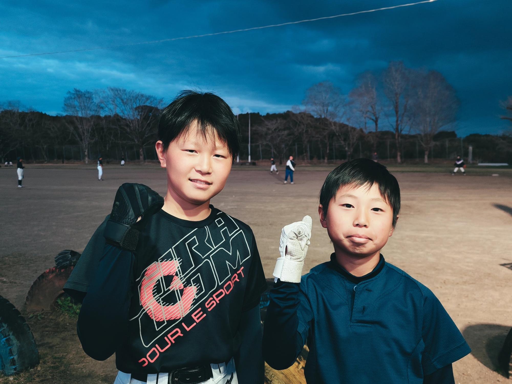瀬尾君(左)と坂上君(右)