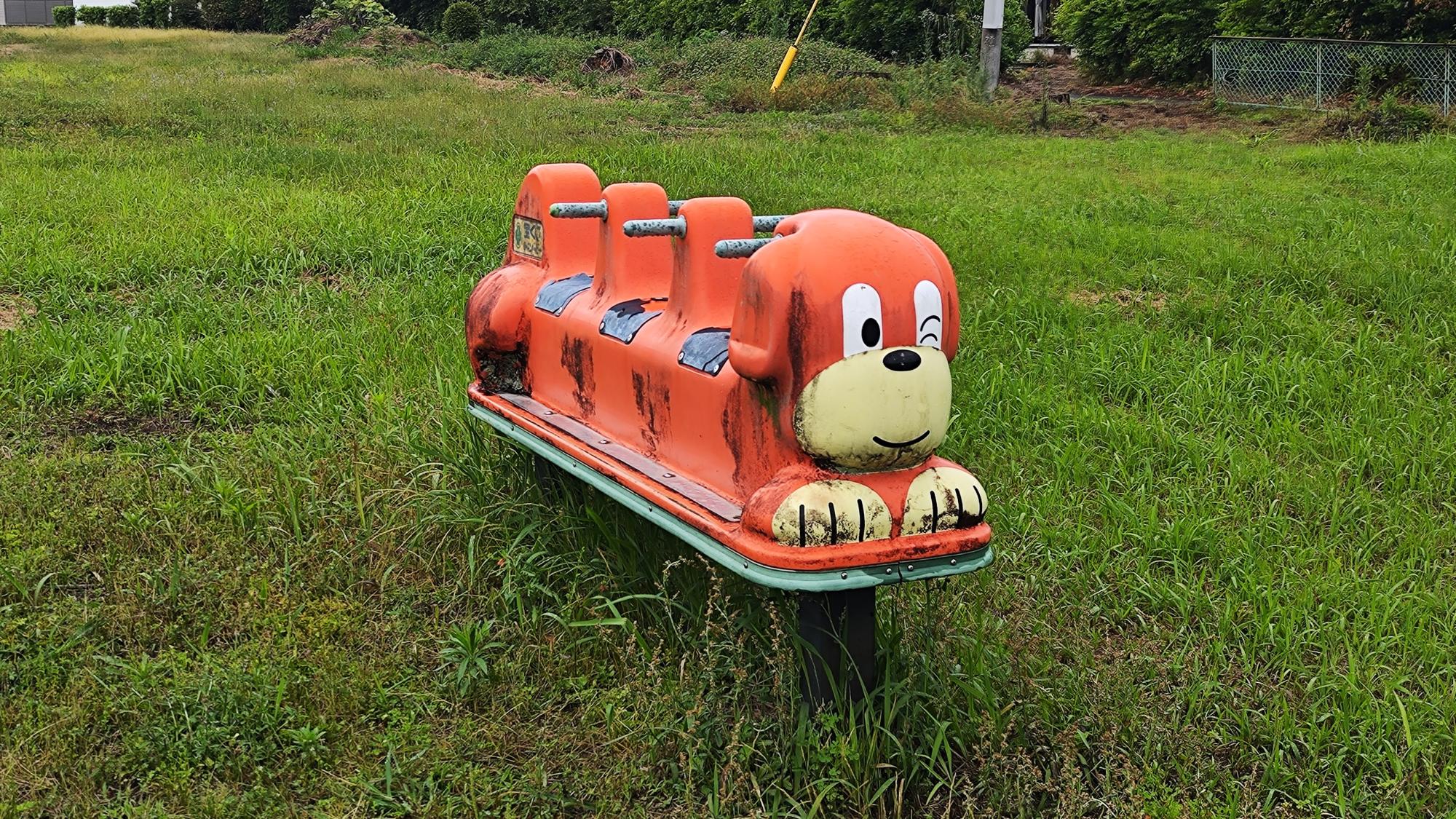 ワンちゃんもウィンクしてお出迎え