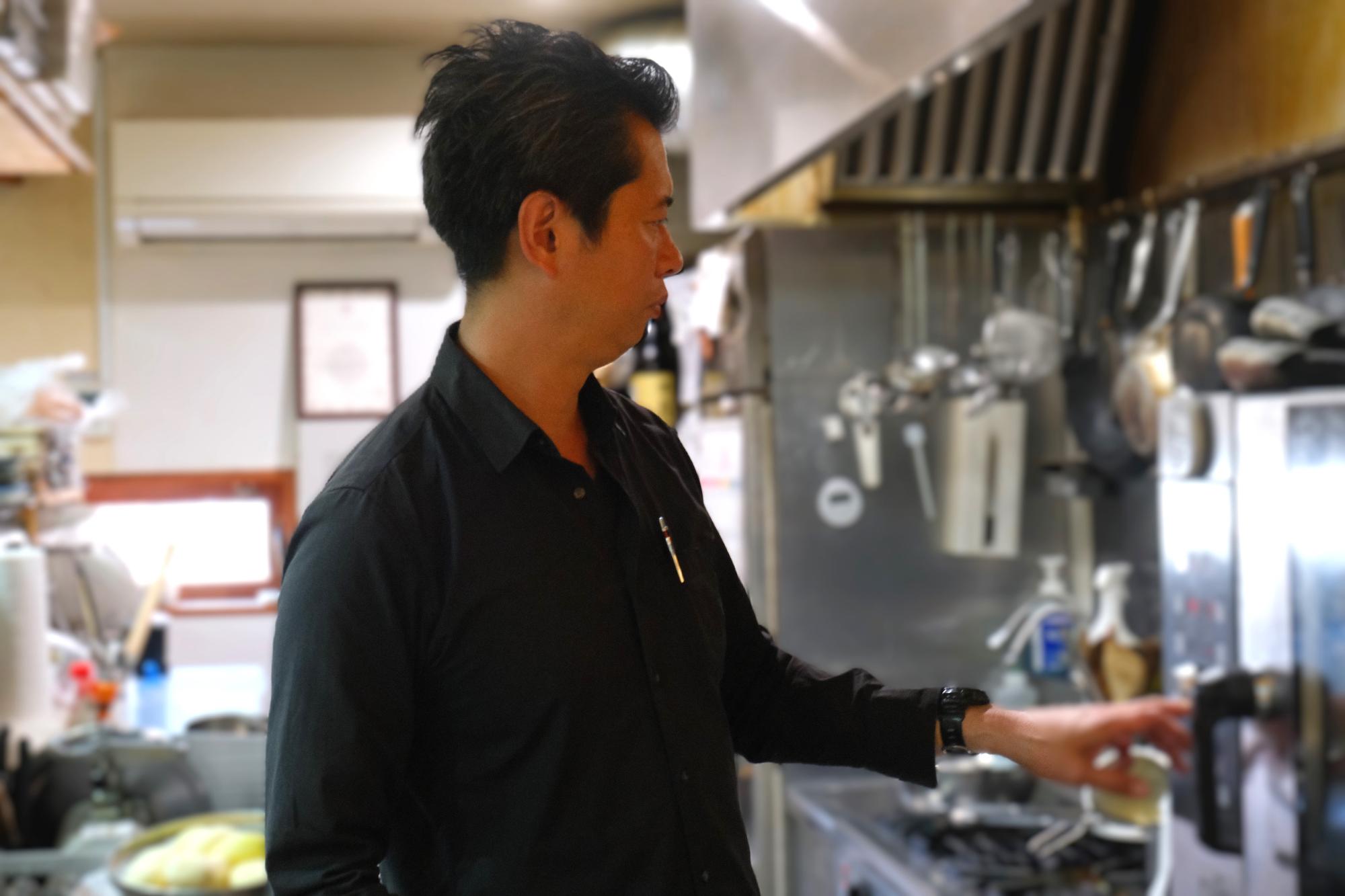 「Kitchen ＆ bar 36KR」オーナー 宮本 亮さん