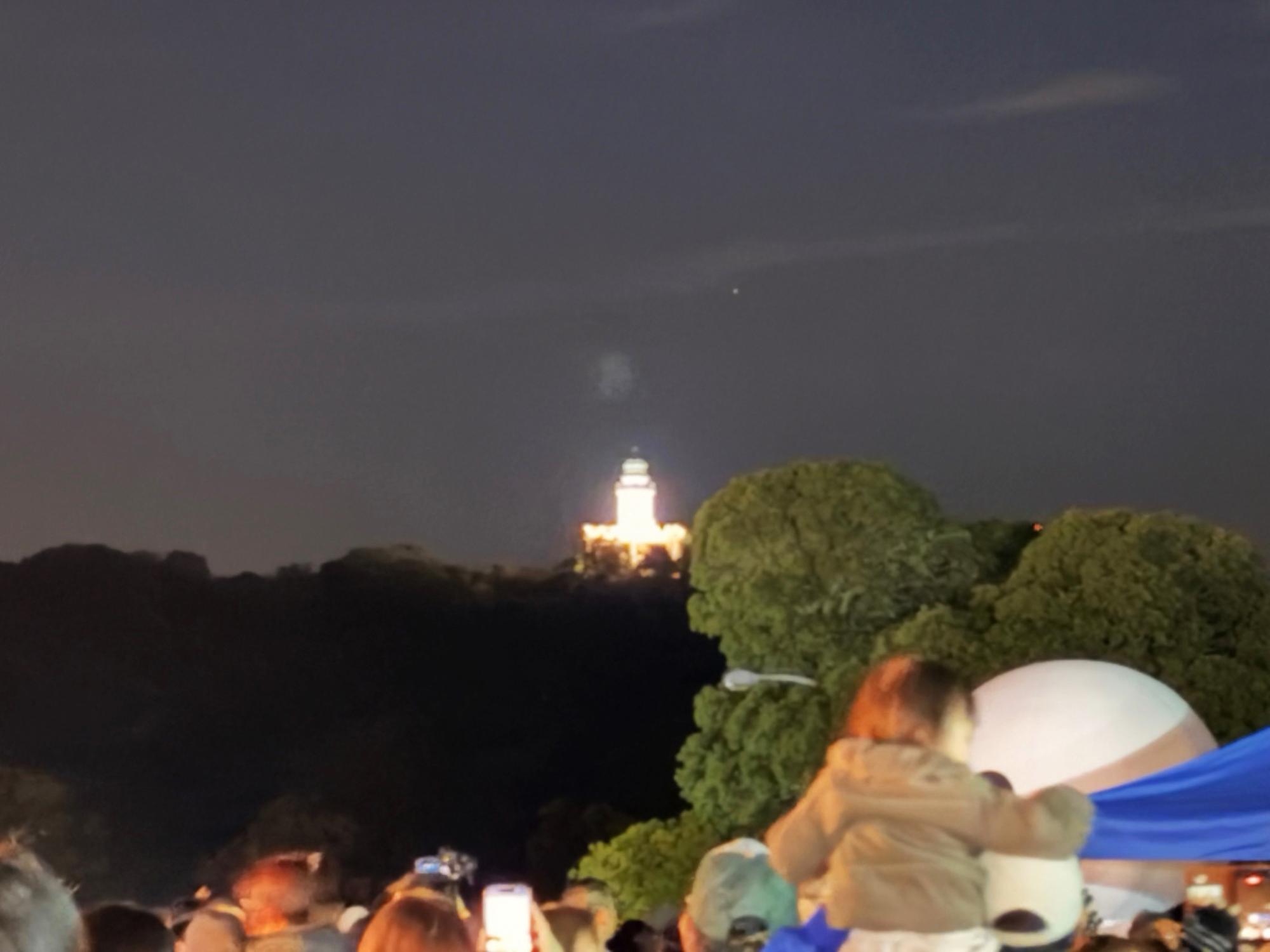 土日は「灯台」もライトアップ！