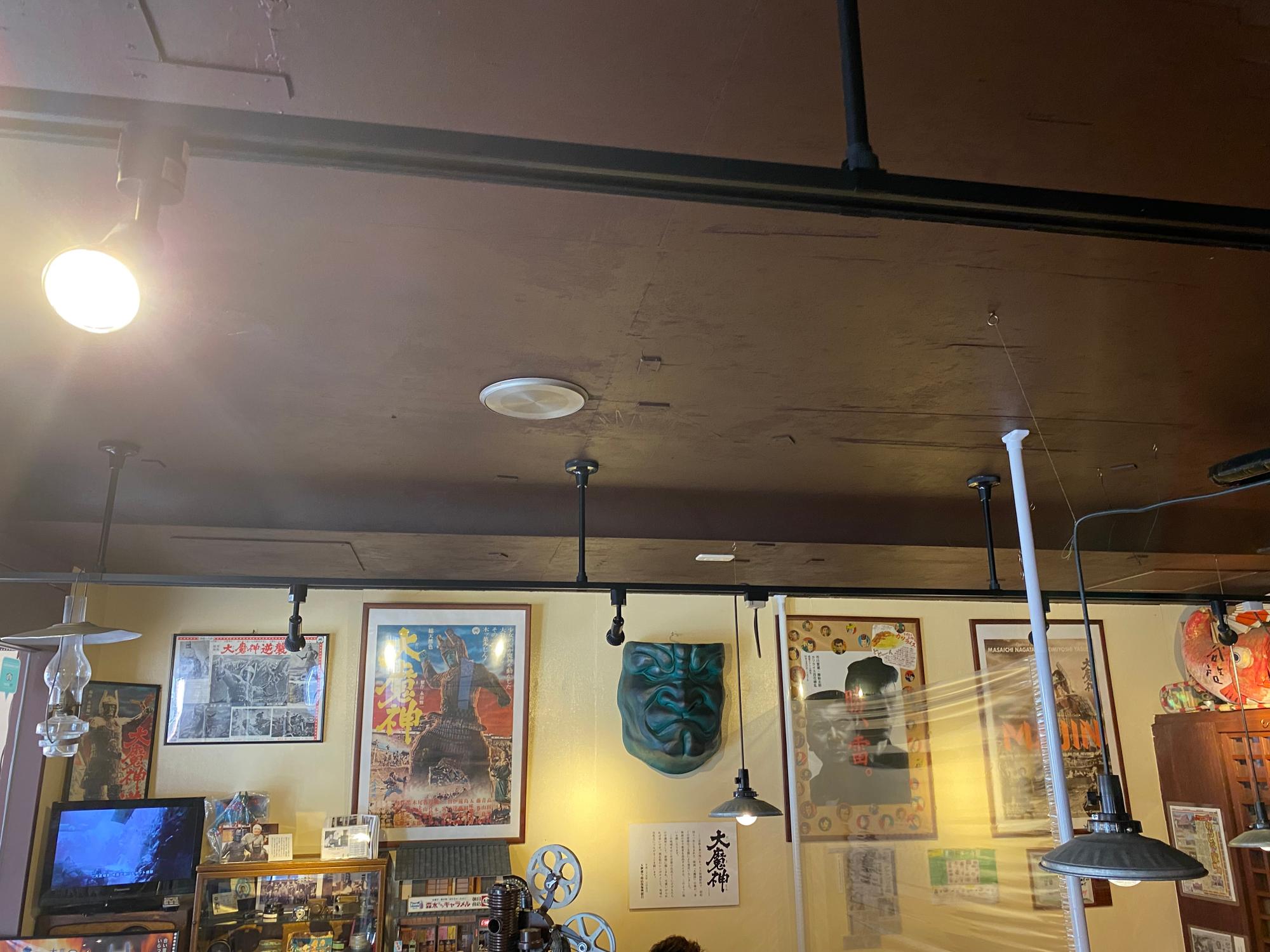 大映商店街の顔である、大魔神像の実物大の顔面も！