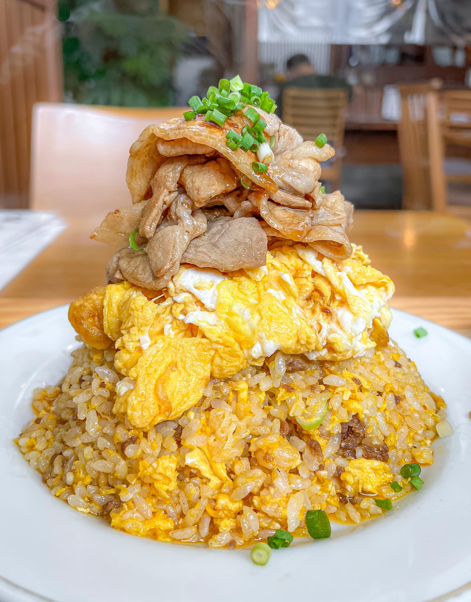 崩れないように運ぶスタッフさん大変そうでした