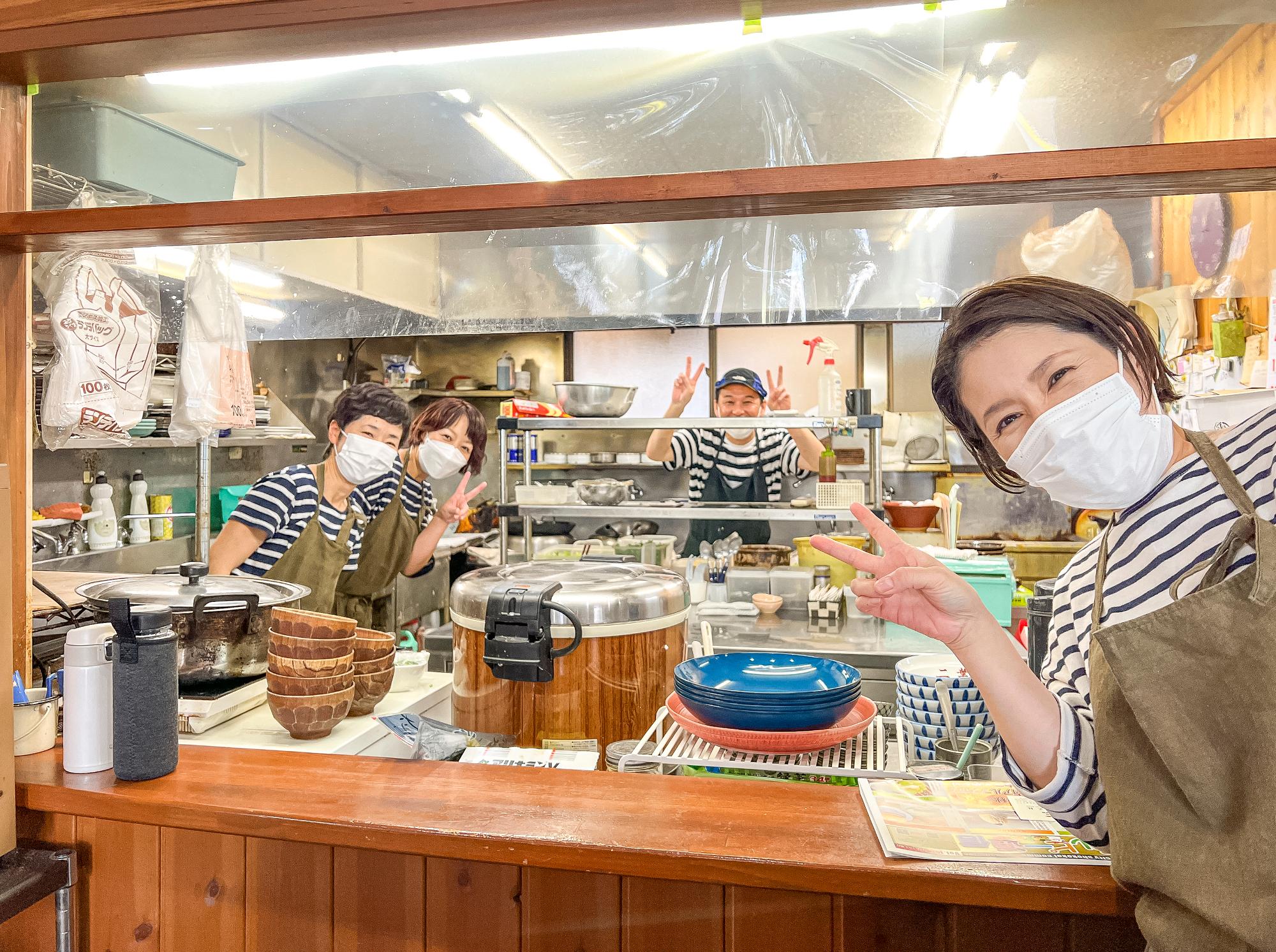 お忙しい中、全員カメラ目線いただきました