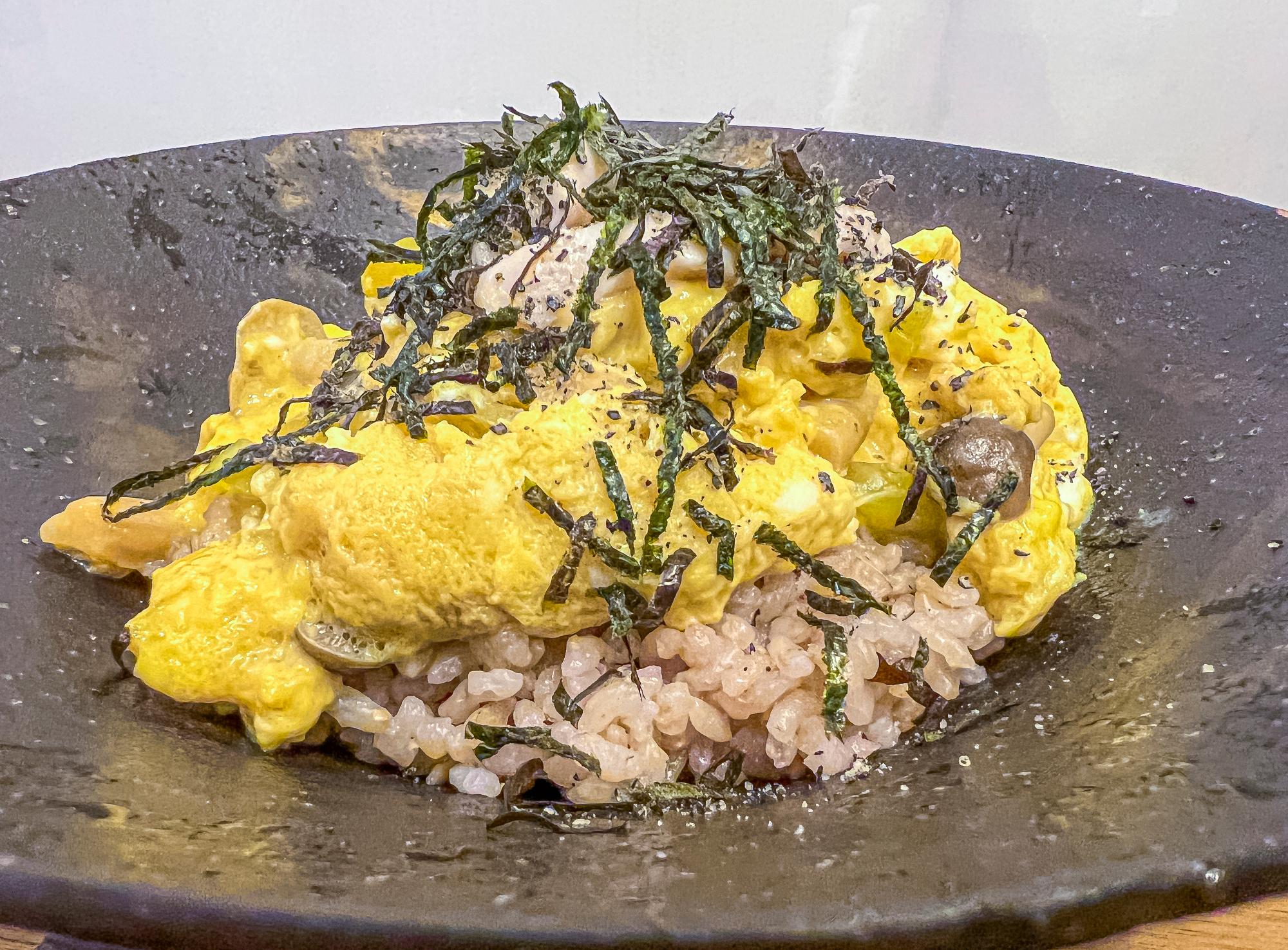 お米は古代米を使用