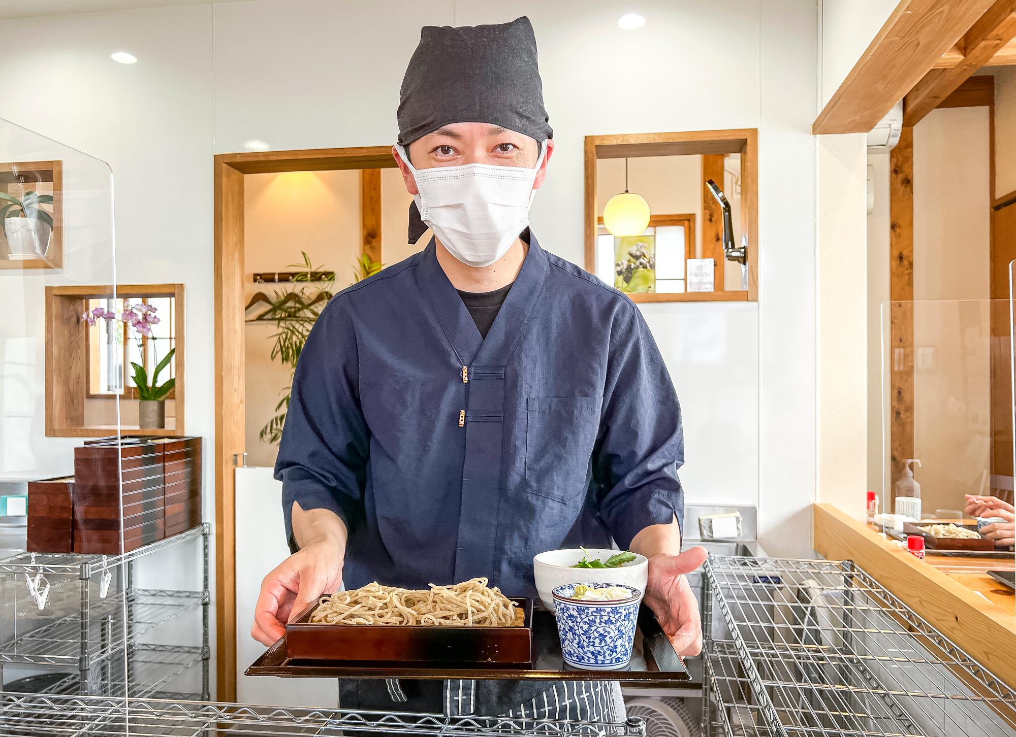 店主は中々のイケメン