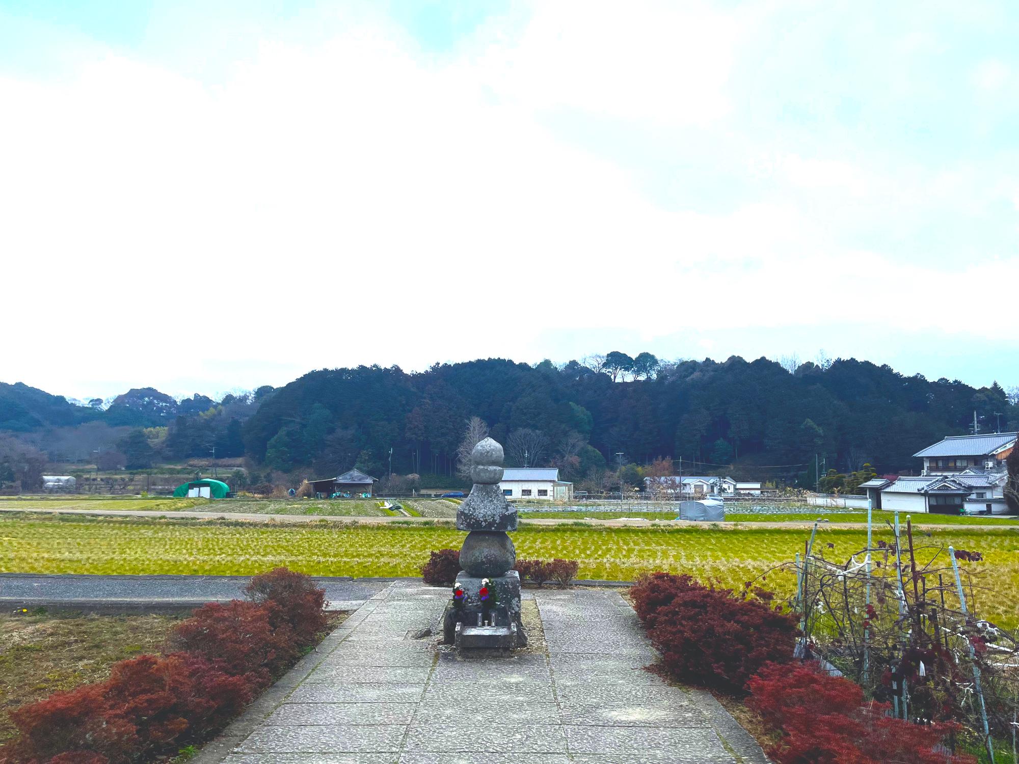 奈良飛鳥「蘇我入鹿首塚」