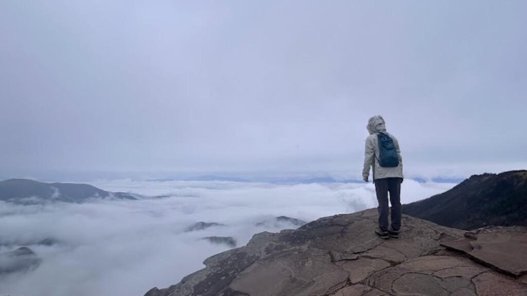 【上田市】連休の終わりは車で行ける雲上の世界へ！絶景散歩にでかけよう