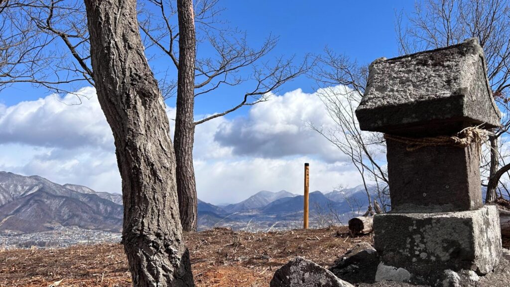 【上田市】低山ハイクがアツい！注目エリアの信州上田で人気急上昇の東山へ