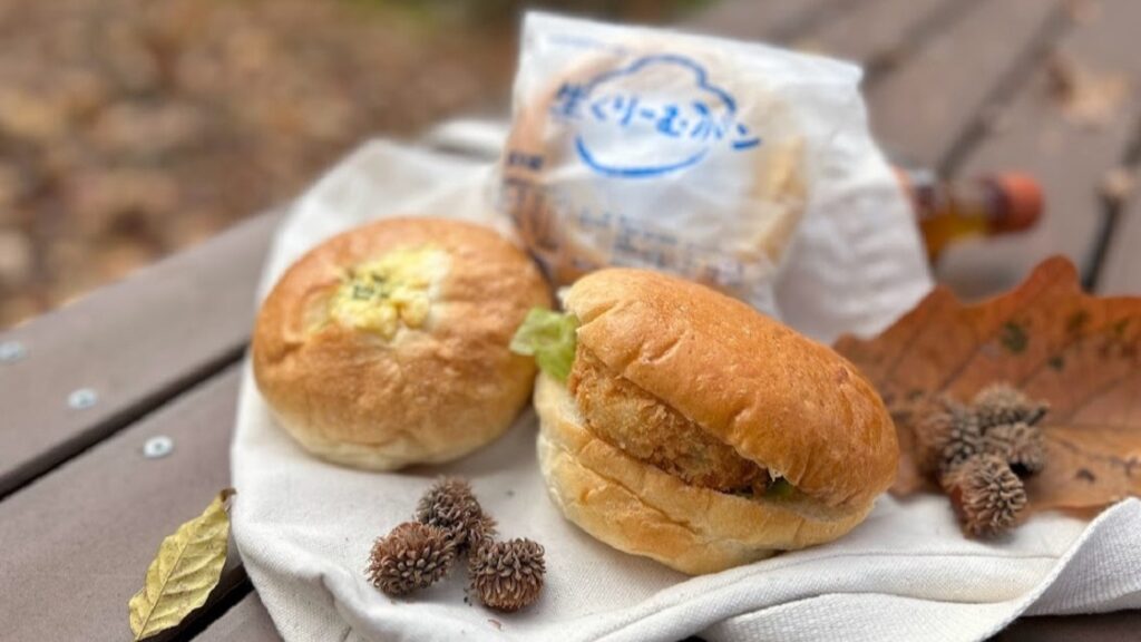 【上田市】引き継がれる母さんのコロッケ　昭和から変わらない老舗ベーカリーの惣菜パン