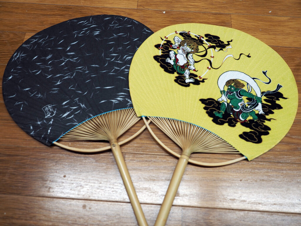 太田屋さんの房州うちわ「風神雷神」（試作品）