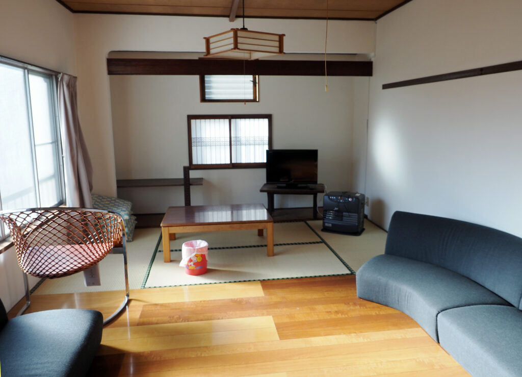 どの個室も畳とフローリングが一緒になっているので、家族で楽しめそうです