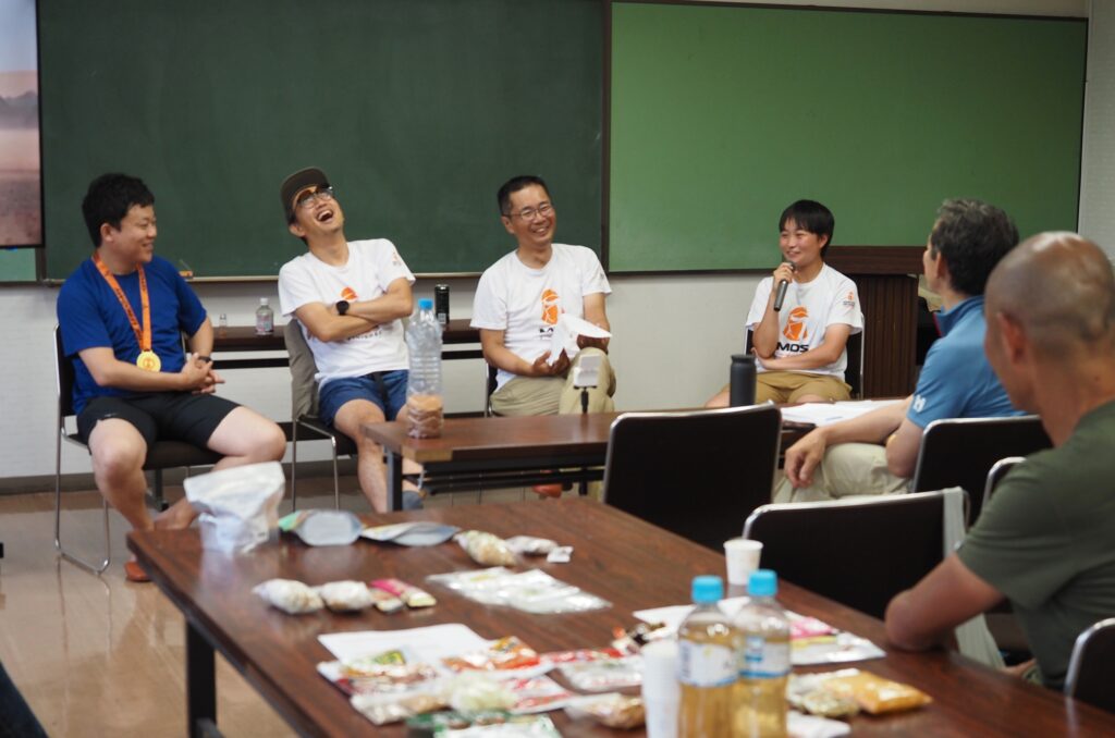 サハラマラソン報告会の様子