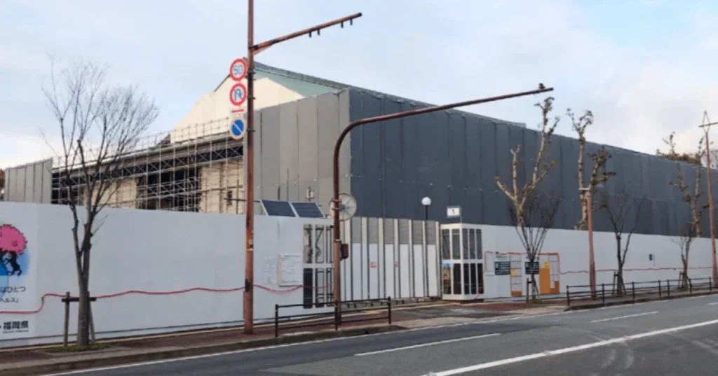 工事中の福岡県立美術館1